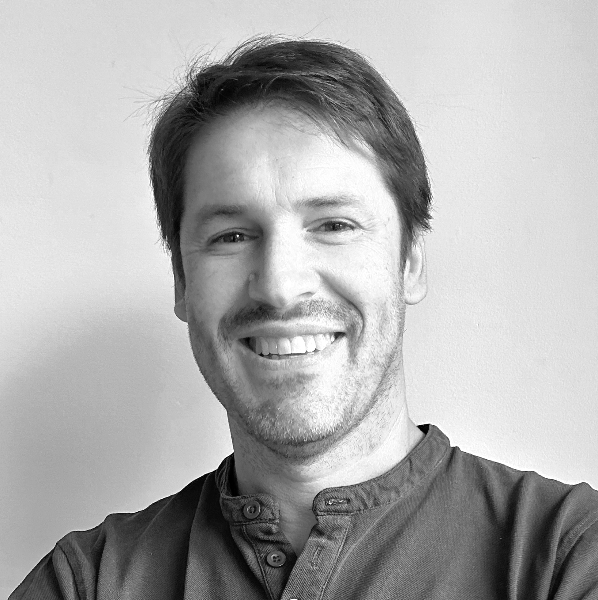 Portrait of Daniel Monza, founder of Sincrum.